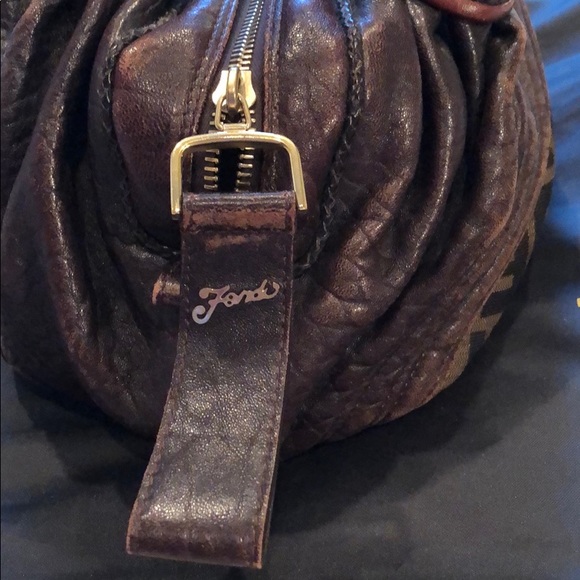 Fendi baby spy bag - Picture 3 of 7